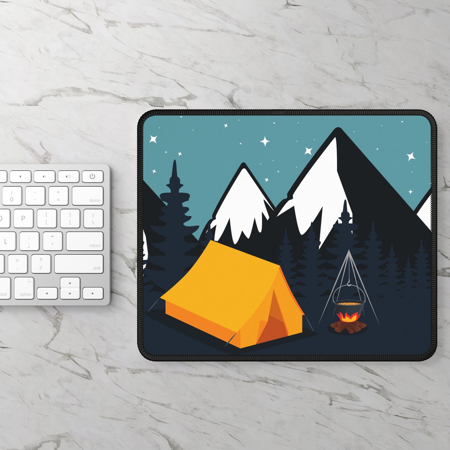 Starry Night Camp Mouse Pad – Minimal Mountain Scene for Outdoor Fans