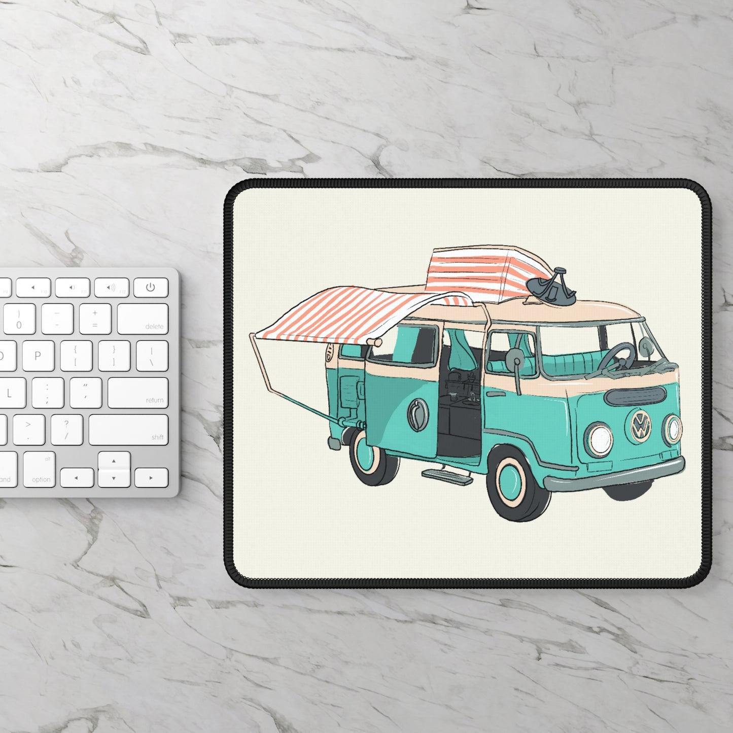 Retro Camper Van Mouse Pad – Vintage Road Trip Vibes